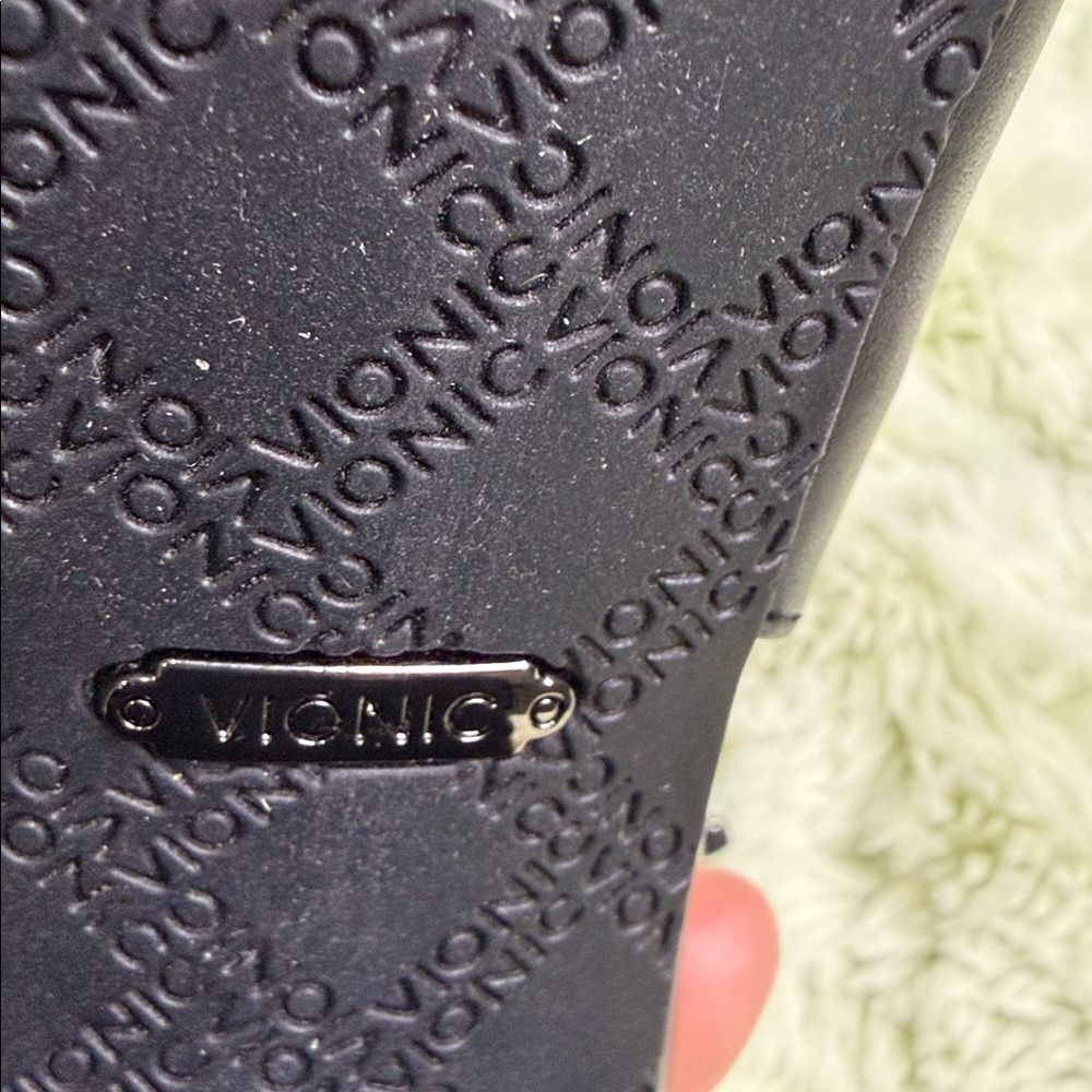 Vionic Lacey Block Heel Slingback shoes. - Picture 12 of 12